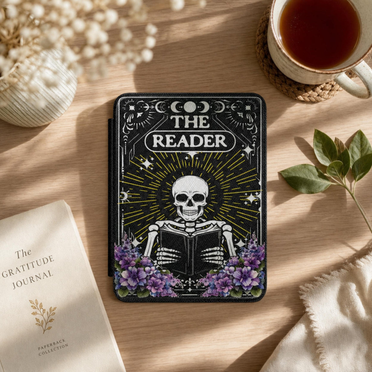 Gothic Kindle Paperwhite Case – Skeleton Reader Magnetic Hand Strap